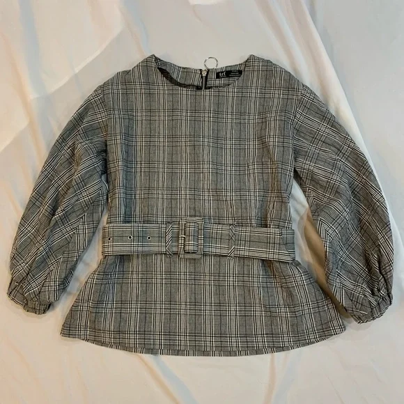 Zara plaid shirt with belt - Picture 2 of 6